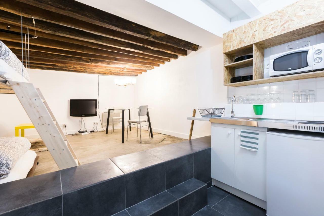 Charming 20m² Near Le Marais * Parijs