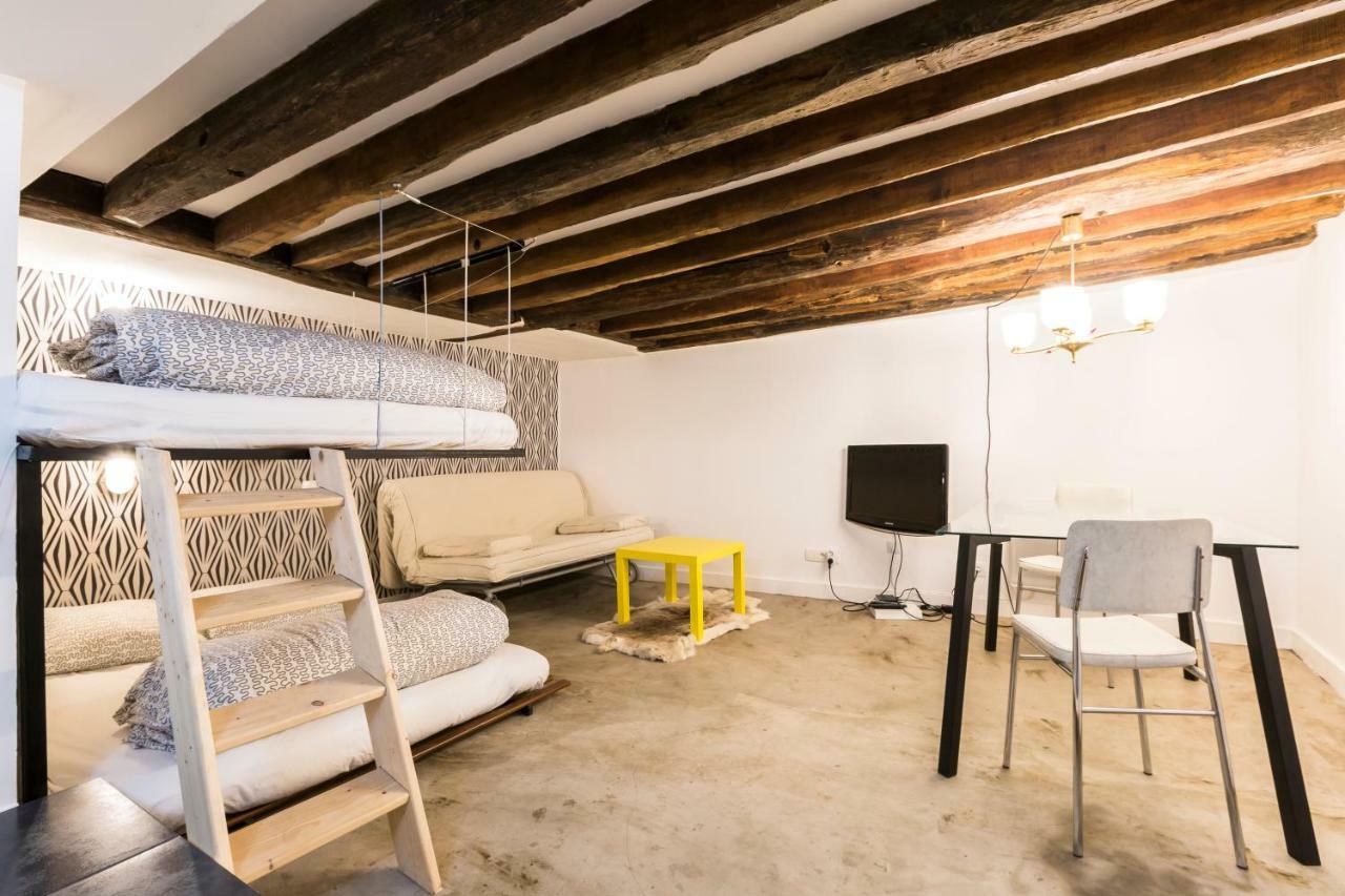 Charming 20m² Near Le Marais Appartement